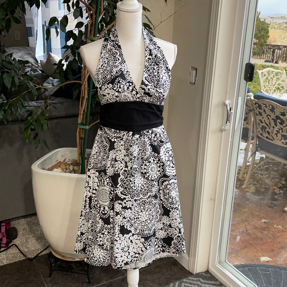 Elegant crisp cotton halter dress